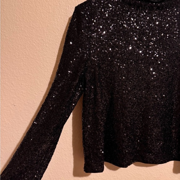 H&M Black and Silver Sequin High Low Blouse - Picture 2 of 4